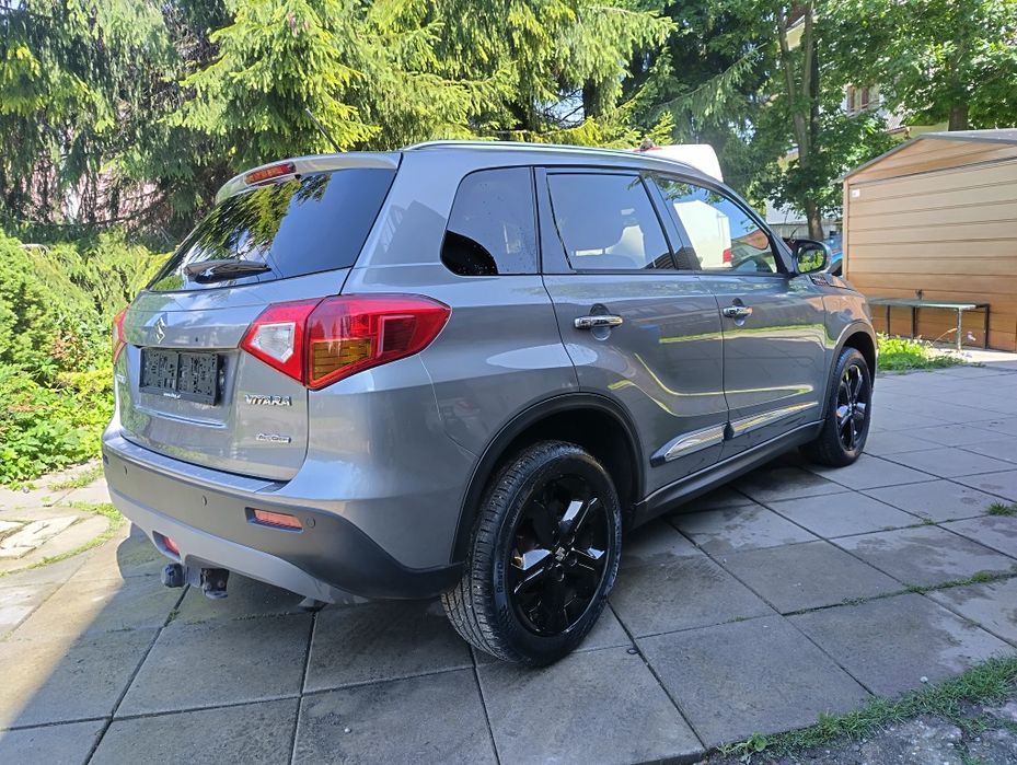 Suzuki Vitara S AllGrip 4x4 1.4 140PS  120 tyś km  Rezerwacja