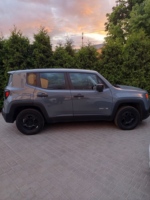 Jeep Renegade 2018 VIN ZACCJBABXJPH71518 фото оголошення 2 з 18