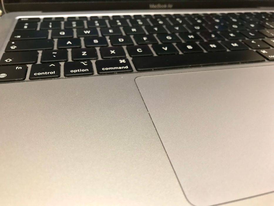 Apple MacBook Air M1 8GB 256GB SSD Retina 13,3” A2337