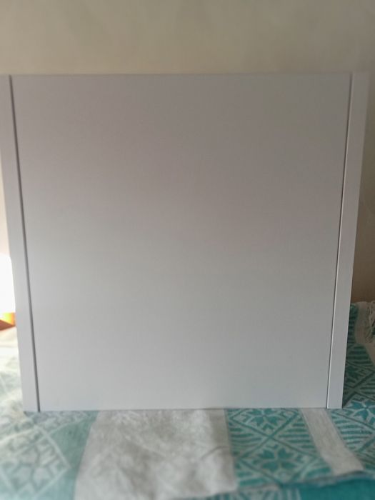 Шкафчик для ванной комнаты