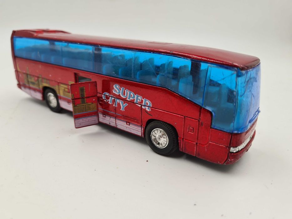 Autobus mercedes zabawka model welly