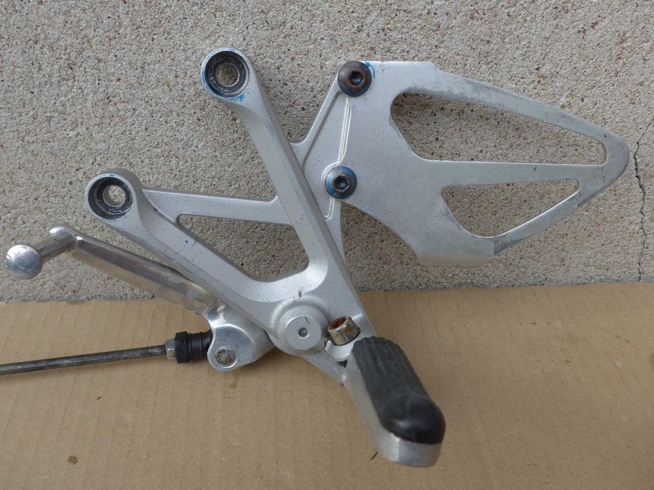 Honda CBR 600 f4/f4i SET lewy kierowcy + dźwignia zmiany biegow