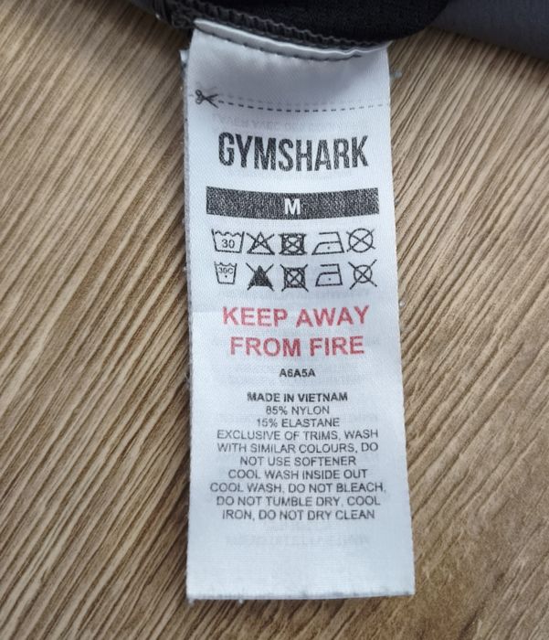 Gymshark męskie spodnie sportowe cargo w rozmiarze M