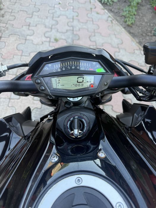 Мотоцикл Kawasaki z1000
