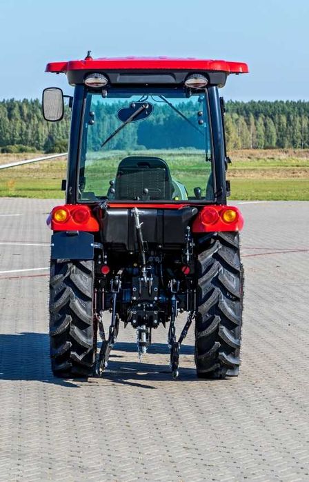 Ciągnik traktor sadowniczy TYM 475