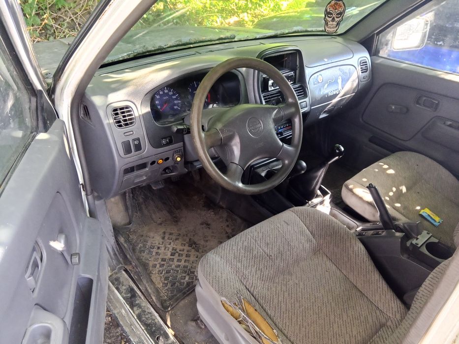 Nissan  KingCab 2,5TD