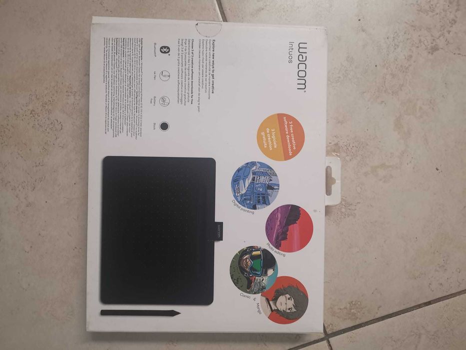 Wacom Intuos Medium/Black Bluetooth USB64552909497985124