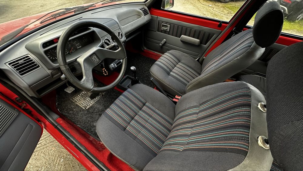 Peugeot 205 Color