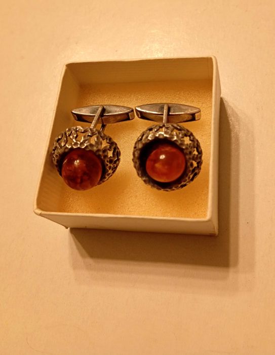 Spinki do mankietów srebrne z bursztynem