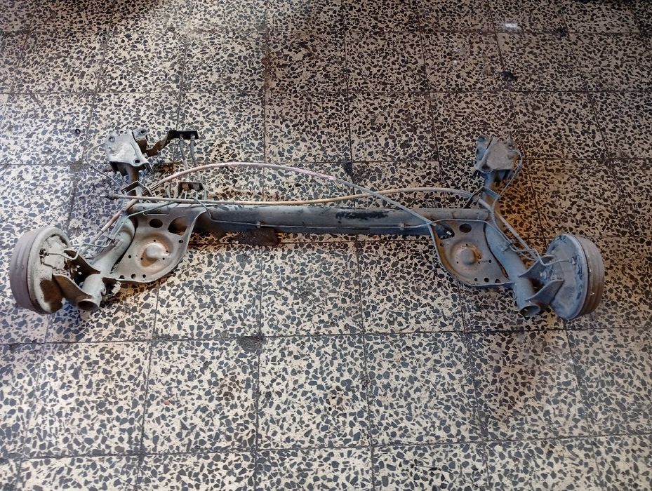 Eixo traseiro - renault clio iii (br0/1, cr0/1) | 05 -