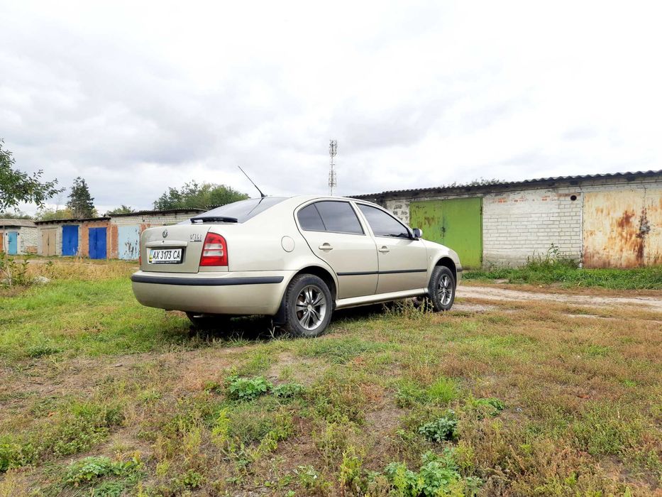 Продам авто Шкода 2005р.