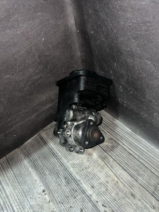 Насос Гур/Гідро підсилбвач руля Bmw E46/E39 2.0D M47 3.0D M57 розборка
