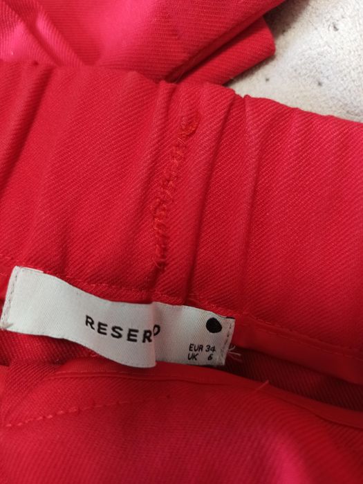 Spodnie cygaretki 34 Reserved