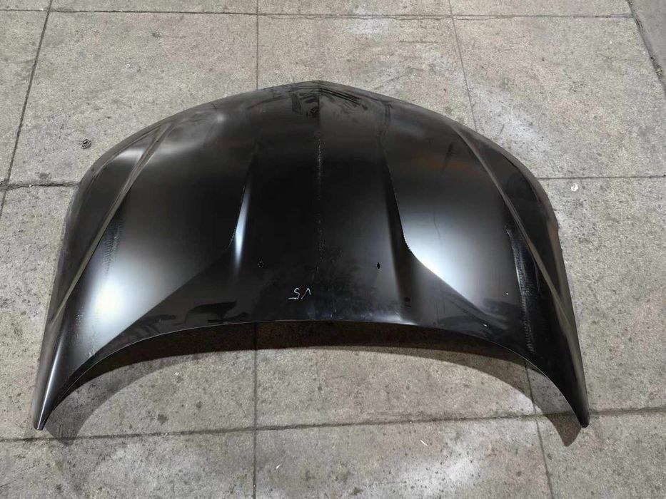 Капот Chevrolet Volt /капот Шевроле вольт 2016-2017