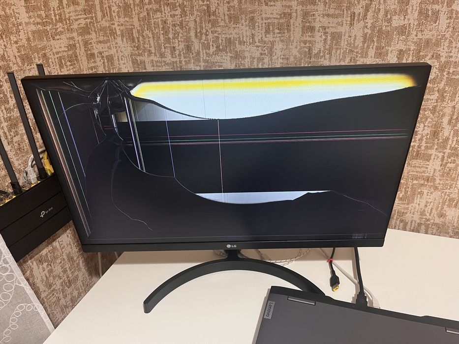 Монітор LG 24MK600М-В