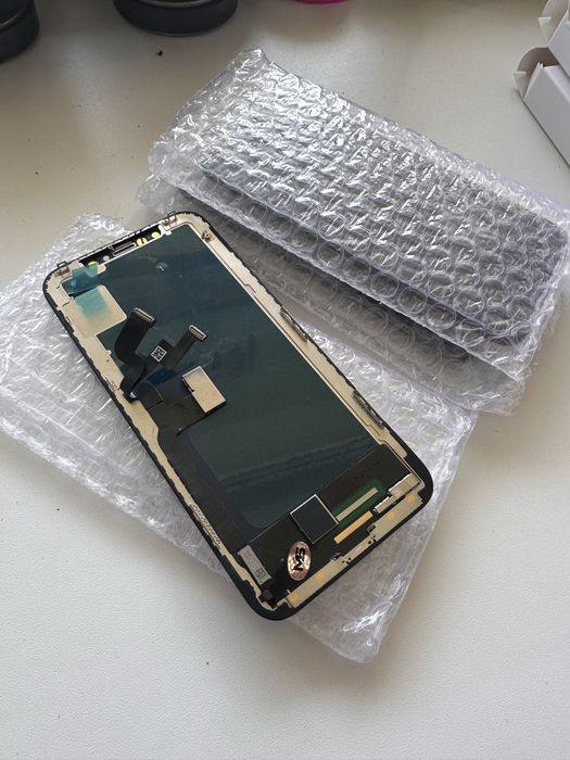 Новый дисплей Apple iPhone X