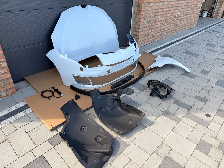 Бампер фара капот крило Renault Megane 3 Рено Меган 3 OV369