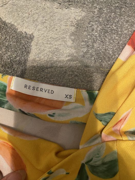 Bluzeczka damska XS Reserved