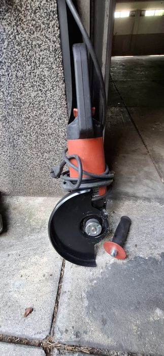 Rebarbadeira HILTI 230
