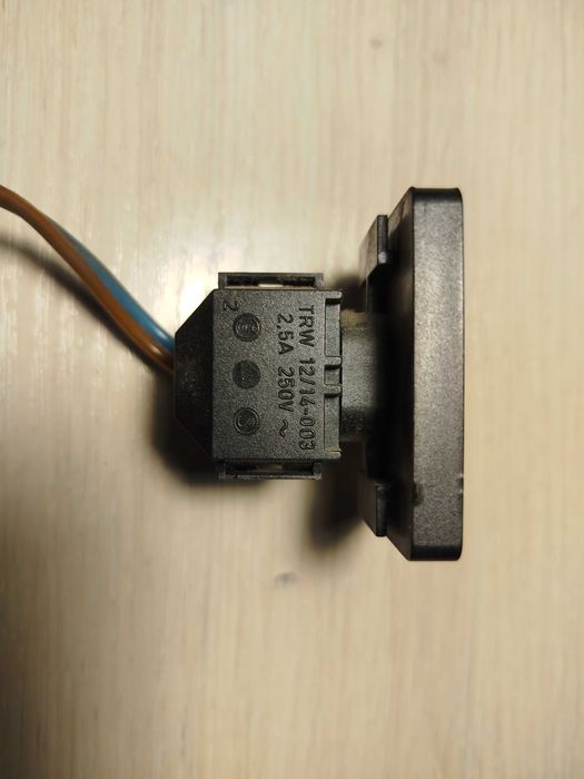 Микропереключатель МП2102Л УХЛ3 ТРВ7