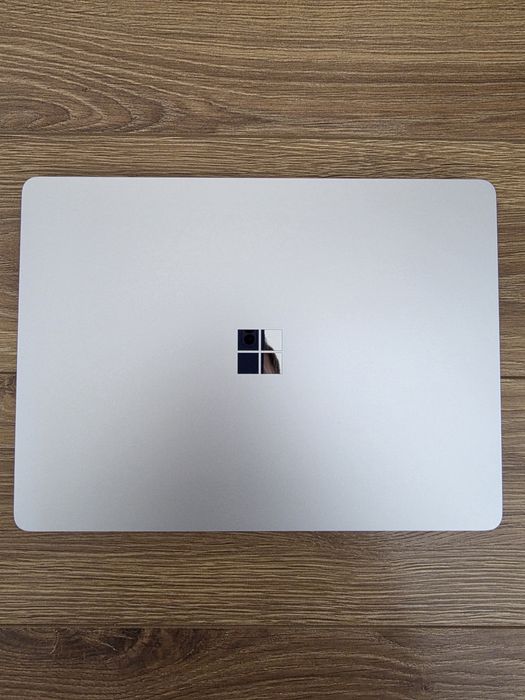 Laptop Surface 7 13 C10 16/256GB W11