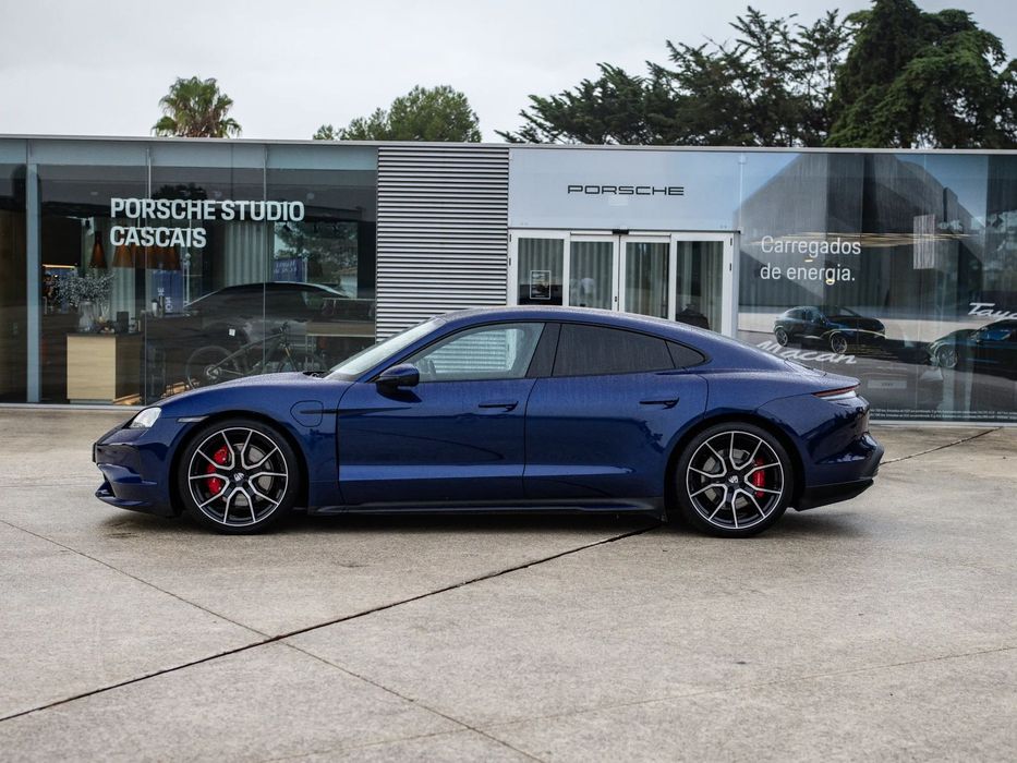 Porsche Taycan 4S