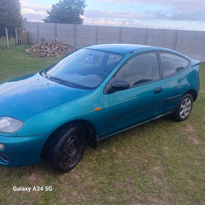 Mazda 323
