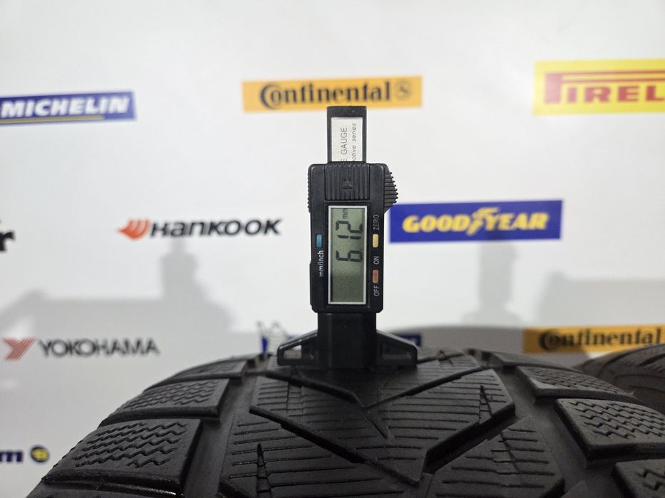 Шини зимові 255 45 18 Vredestein 6мм!
