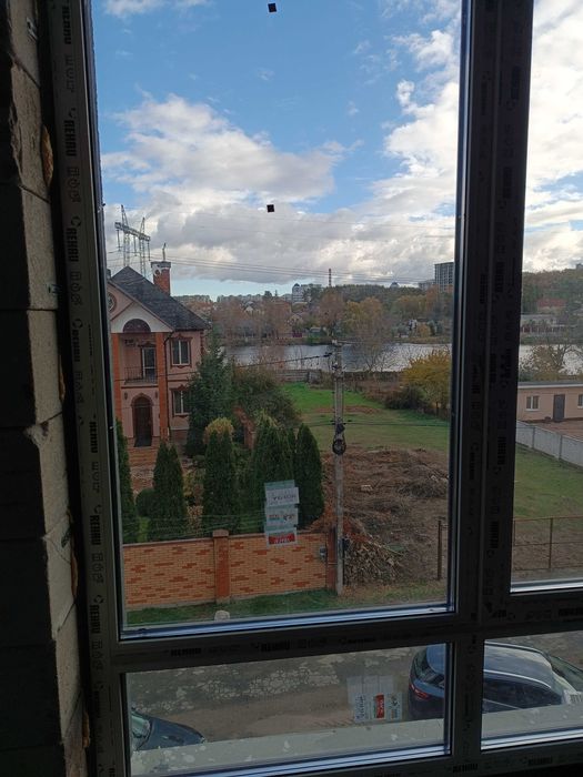 Готовий таунхаус біля озерв Петропавлівська Борщагівка