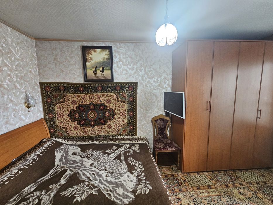 Продам 4х комнатную квартиру на ул.Литейной