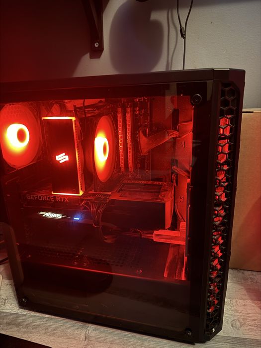 Komputer stacjonarny, Gigabyte aourus 3060 12GB, Ryzen 5 5600x, 16GB ram, 1Tb M2
