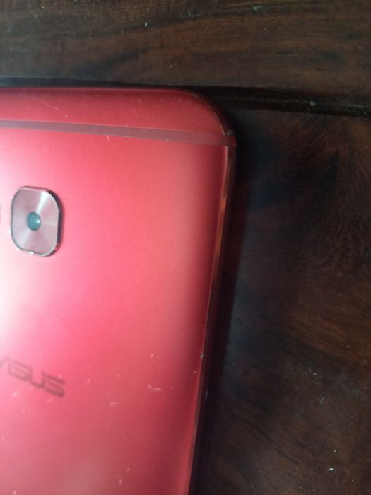 Smartfon Asus Zenfone 4 SelfiePro ZD552KL pęknięta matryca sprawny