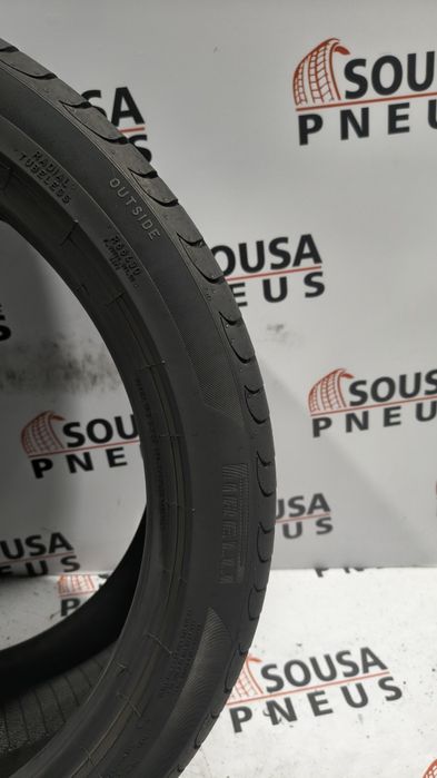 2 pneus semi novos Pirelli 235-40R18 Oferta dos Portes