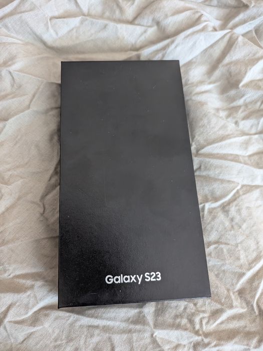 Samsung S23 telemovel