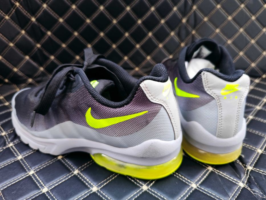 Кроси Nike Air Max Invigor GS - 38 (25см)