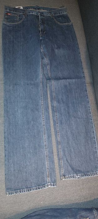 Spodnie jeans firmy Lee Cooper w rozmiarze 33/34