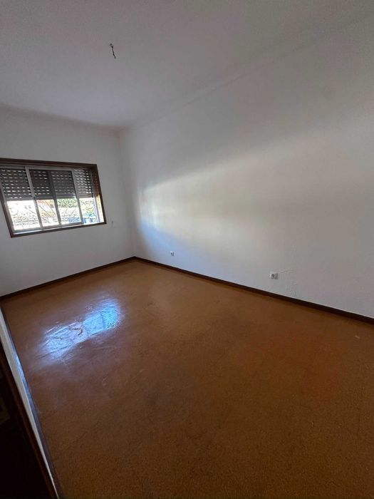 Apartamento T2 Rua Jaime Cortesão, em Valongo