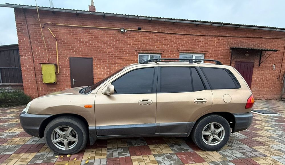 автомобиль  Hiundai Santa fe