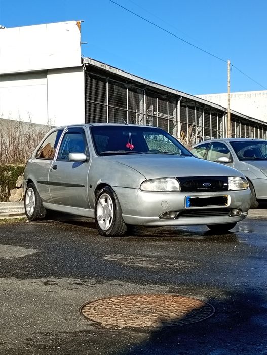 Ford fiesta com kit RS