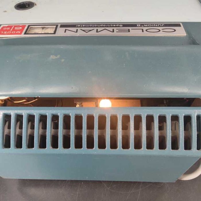 Espectrofotómetro Coleman Junior II