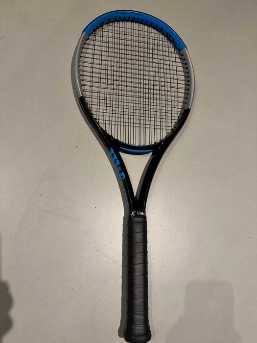 Rakieta tenisowa Wilson ultra 100 v3