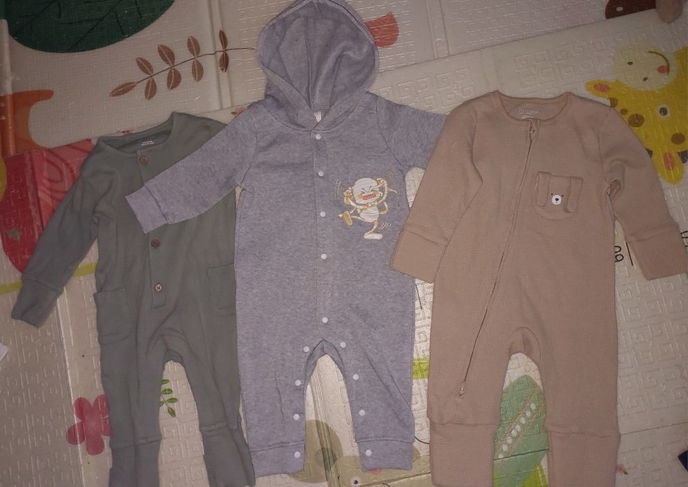 Лот чоловічки, комбінезони, боді 15 шт за 450 грн розм68-74