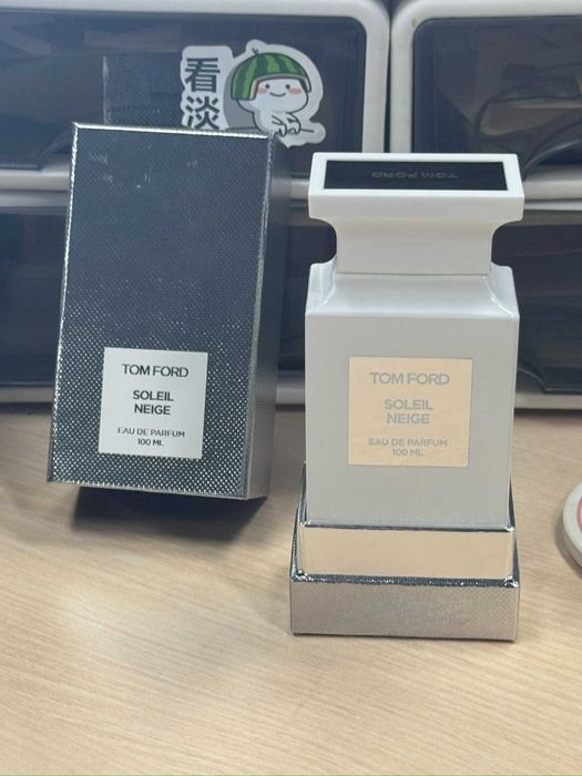 Tom Ford SOLEIL NEIGE EAU DE perfumy 100ML