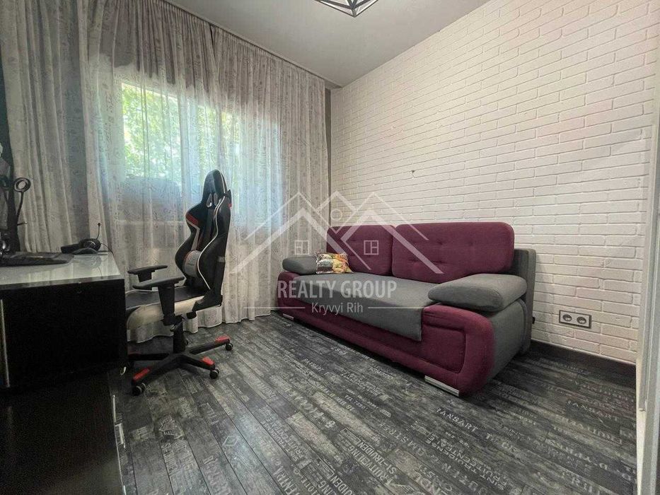 Продаж чудового будинку з ремонтом (район Дружба)