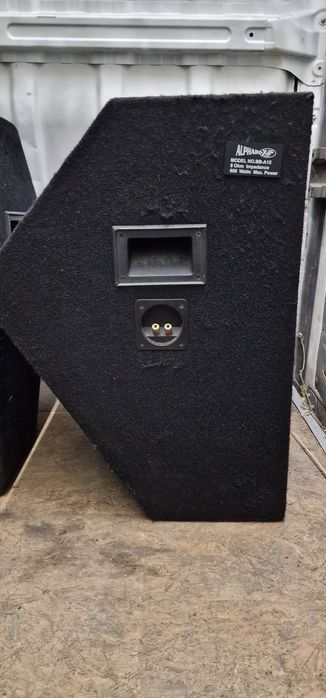 Kolumny Alphard BB-A-15