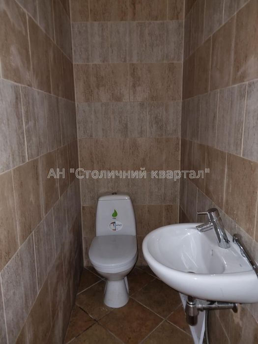 Продаж заміського житлового комплексу VIP-класу в с.Бобриця.