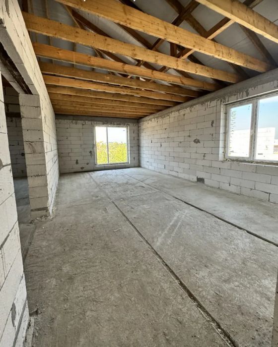 Ціна низ ринку, велика ділянка! Просторий великий будинок 35926