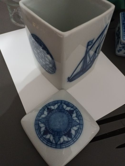 Fabulosa caixa de tabaco Vista Alegre