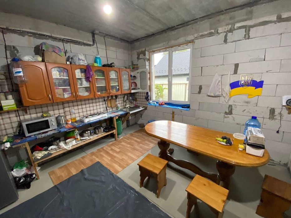 Будинок у Ворзелі 140 м², 8 соток, баня та укриття