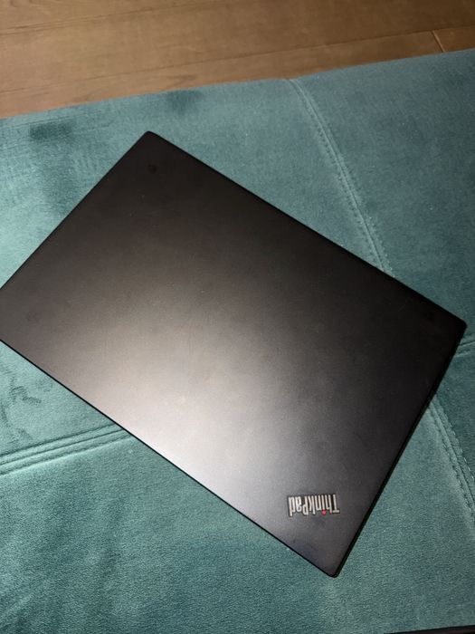 Laptop Lenovo T490s 16GB i7 stan idealny